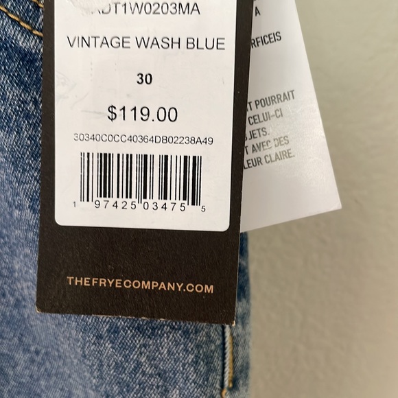 NWT FRYE Vintage Wash Jeans. Size 30 - Picture 6 of 11